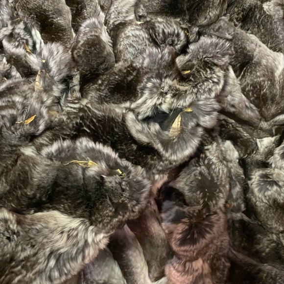 Chinchilla fur empress coat - Picture 11 of 14